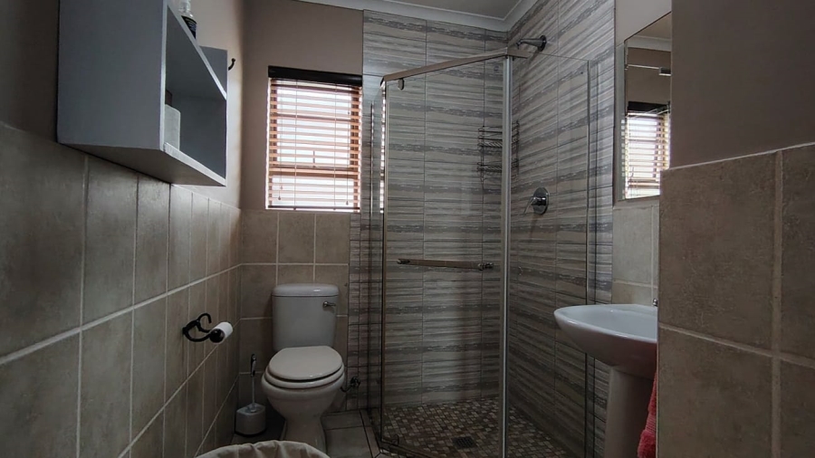 4 Bedroom Property for Sale in Seemeeu Park Western Cape